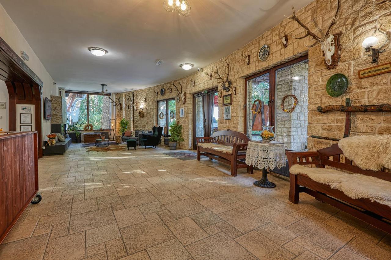 Bed and Breakfast Tercia Hubertus Panzio Шопрон Экстерьер фото
